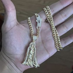 chain with pendant and bracelet set
