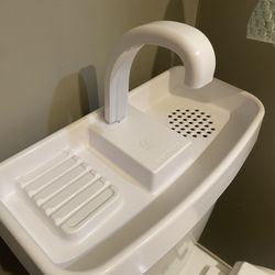 Toilet Top Hand Washing Water Saver