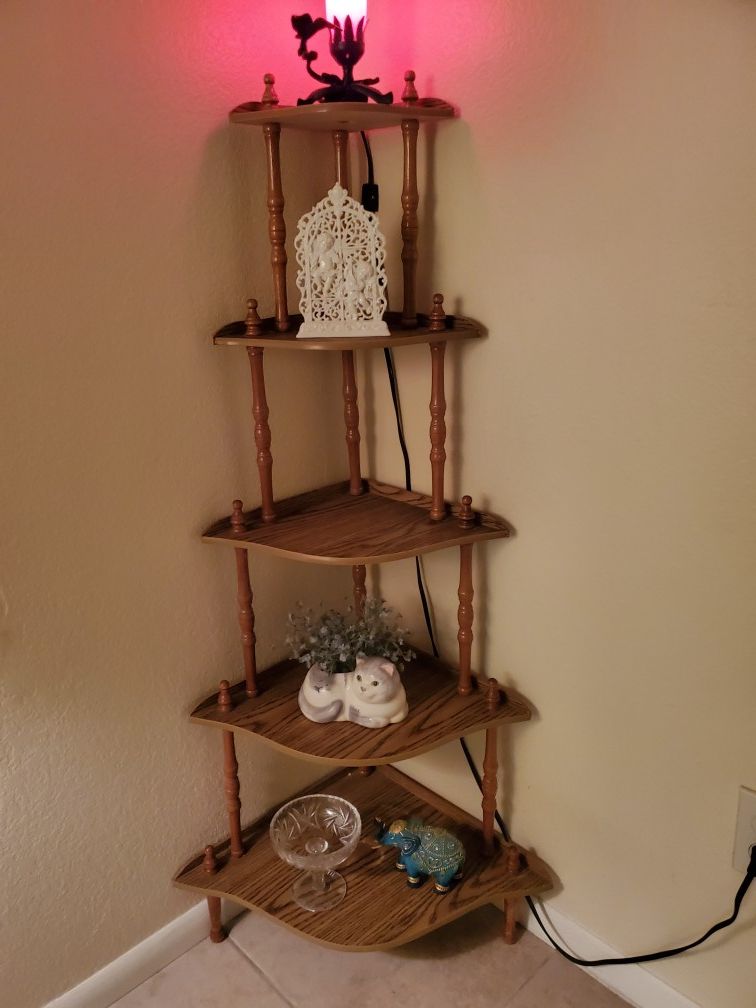 Corner shelves