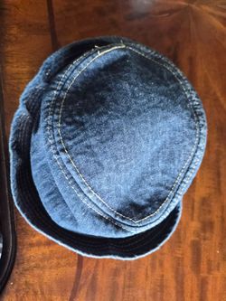 Denim newsboy-style cap from Epoch Hats Company, size L/XL, 100% cotton. Classic faded denim look
