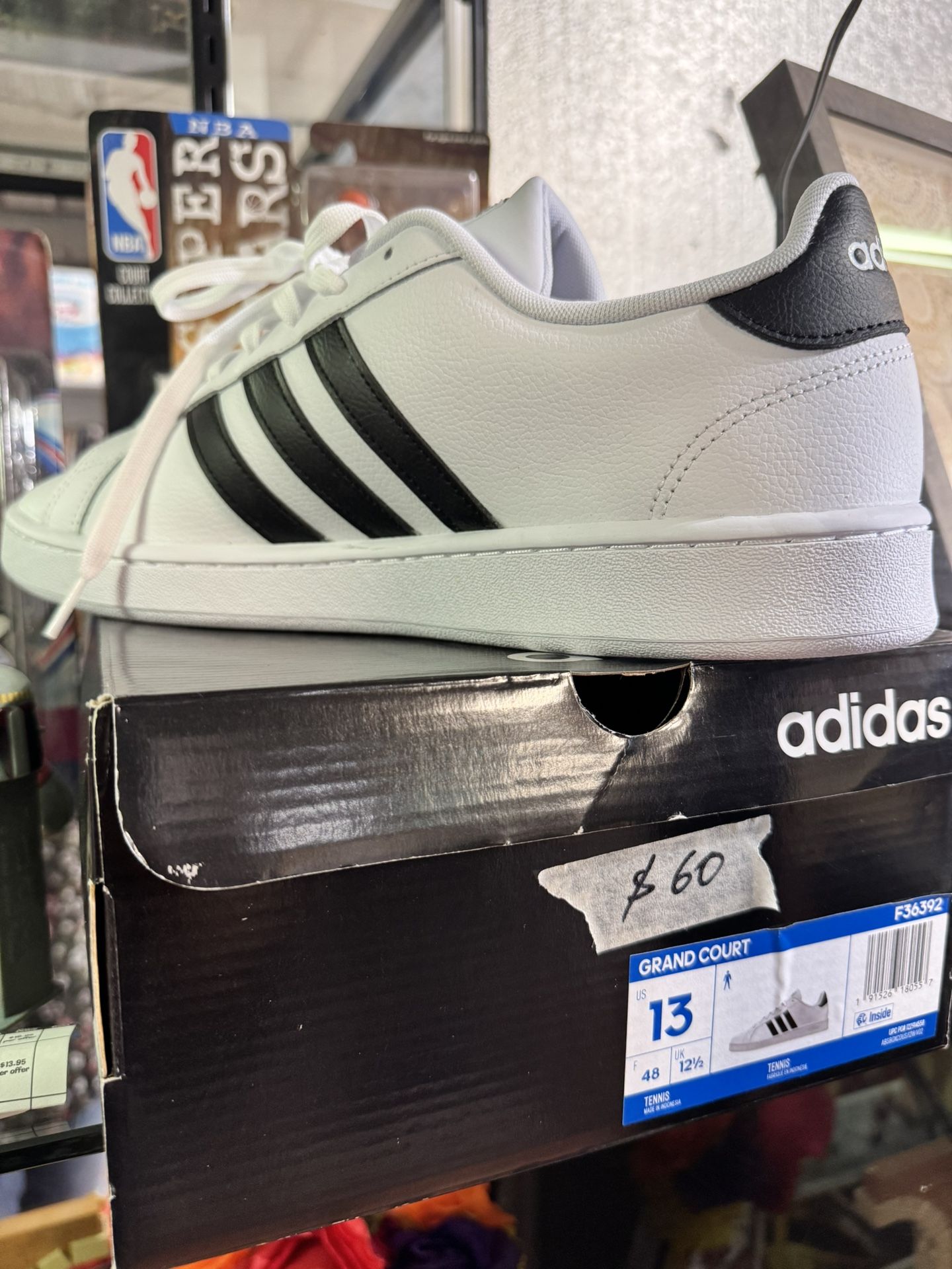 Men’s Adidas Size 13 Tennis Shoes F36392