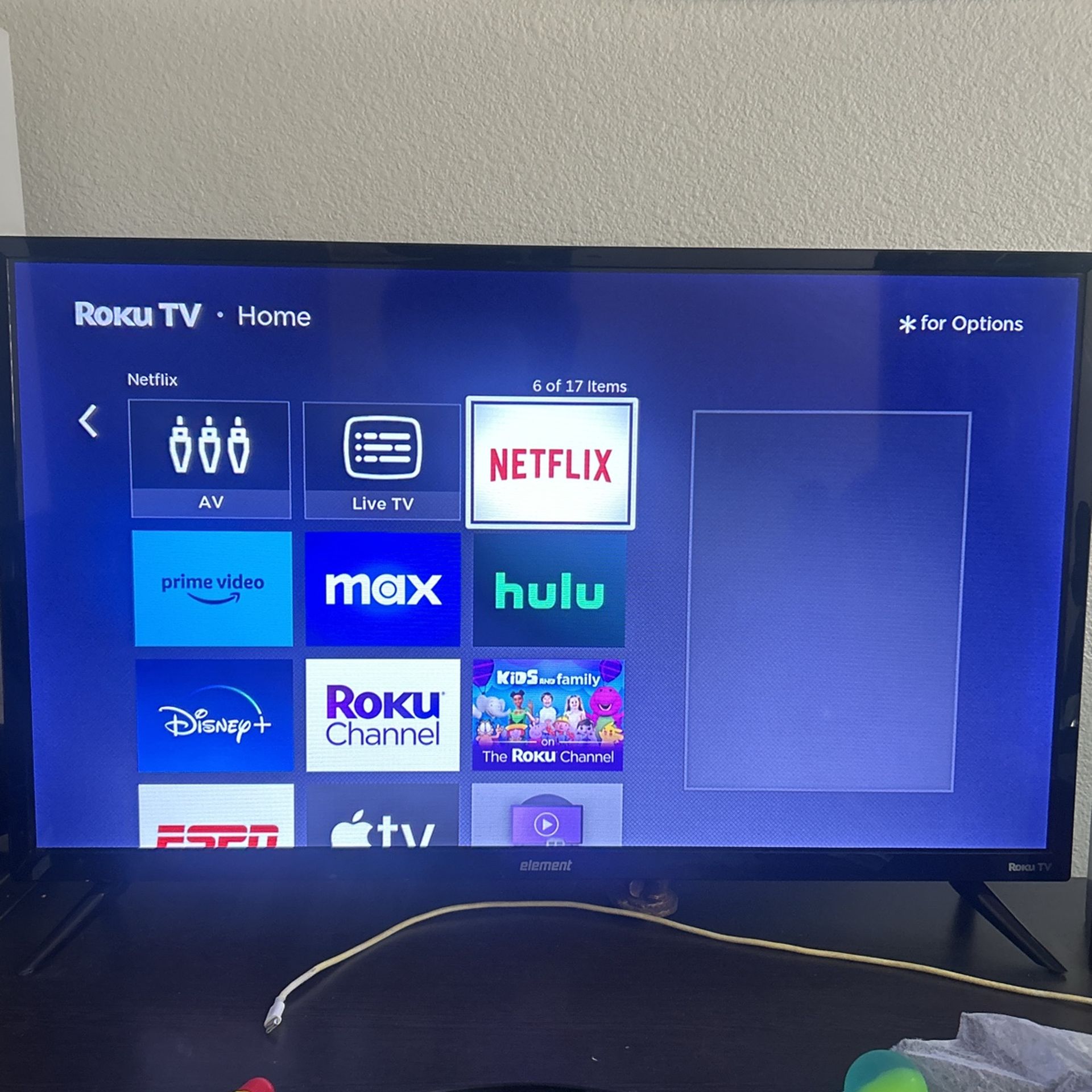 32 Inch Element Roku TV