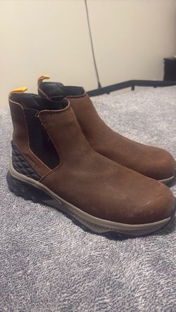 Avenger work boots