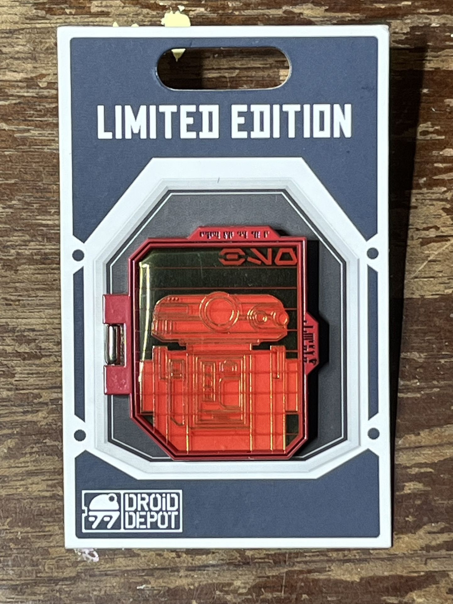 T3 Red Star Wars Droid Pin Limited Edition