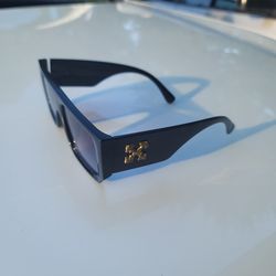 Off-white Sunglasses