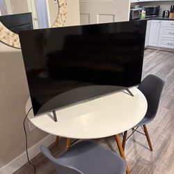 TCL 43” Q6 4K Smart TV (Google iTV) – Like New