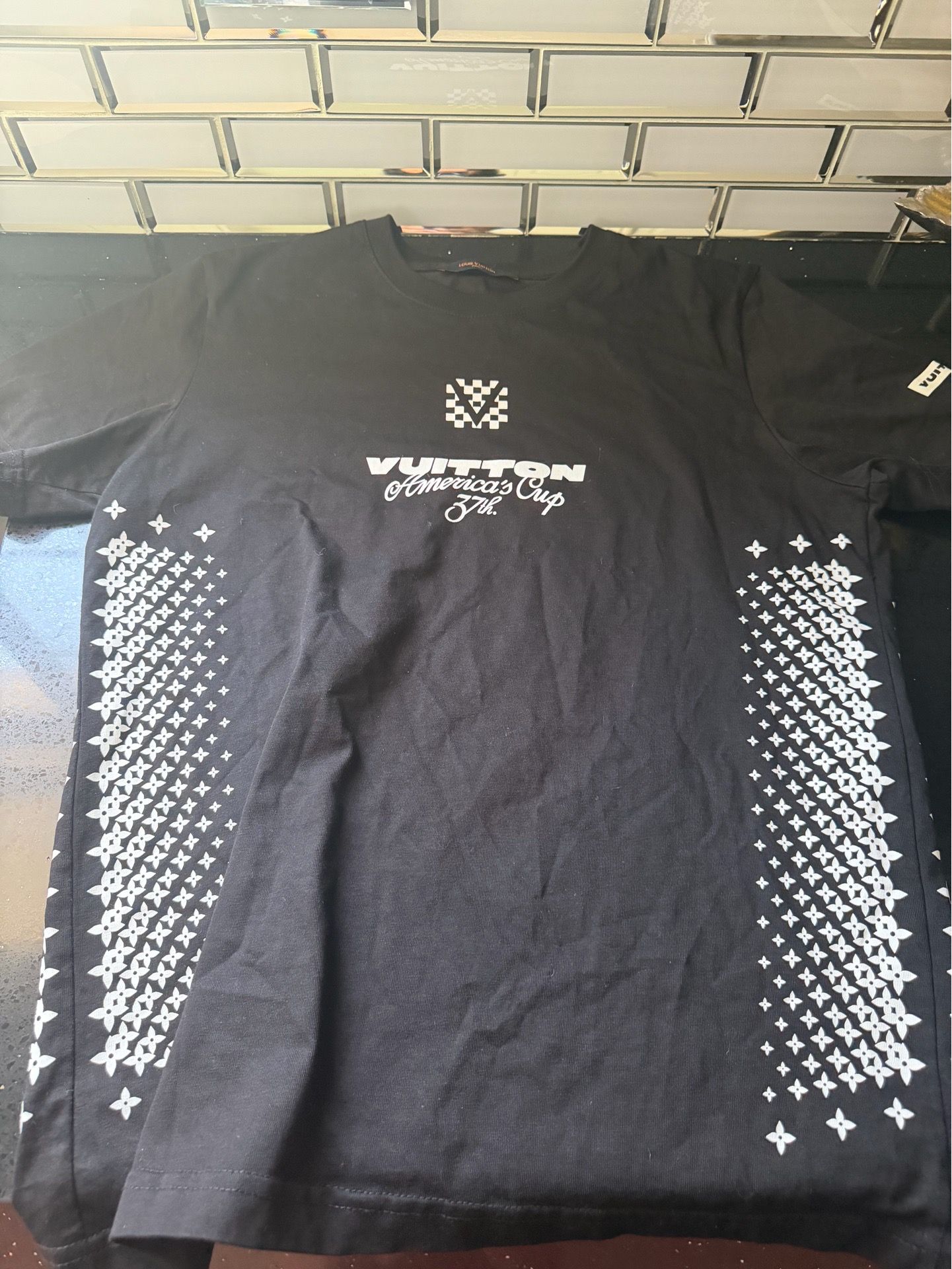 Lv shirt