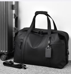 Waterproof Travel Duffel Bag with Wet & Dry Pocket – Front & Back Zipper Pockets – $25