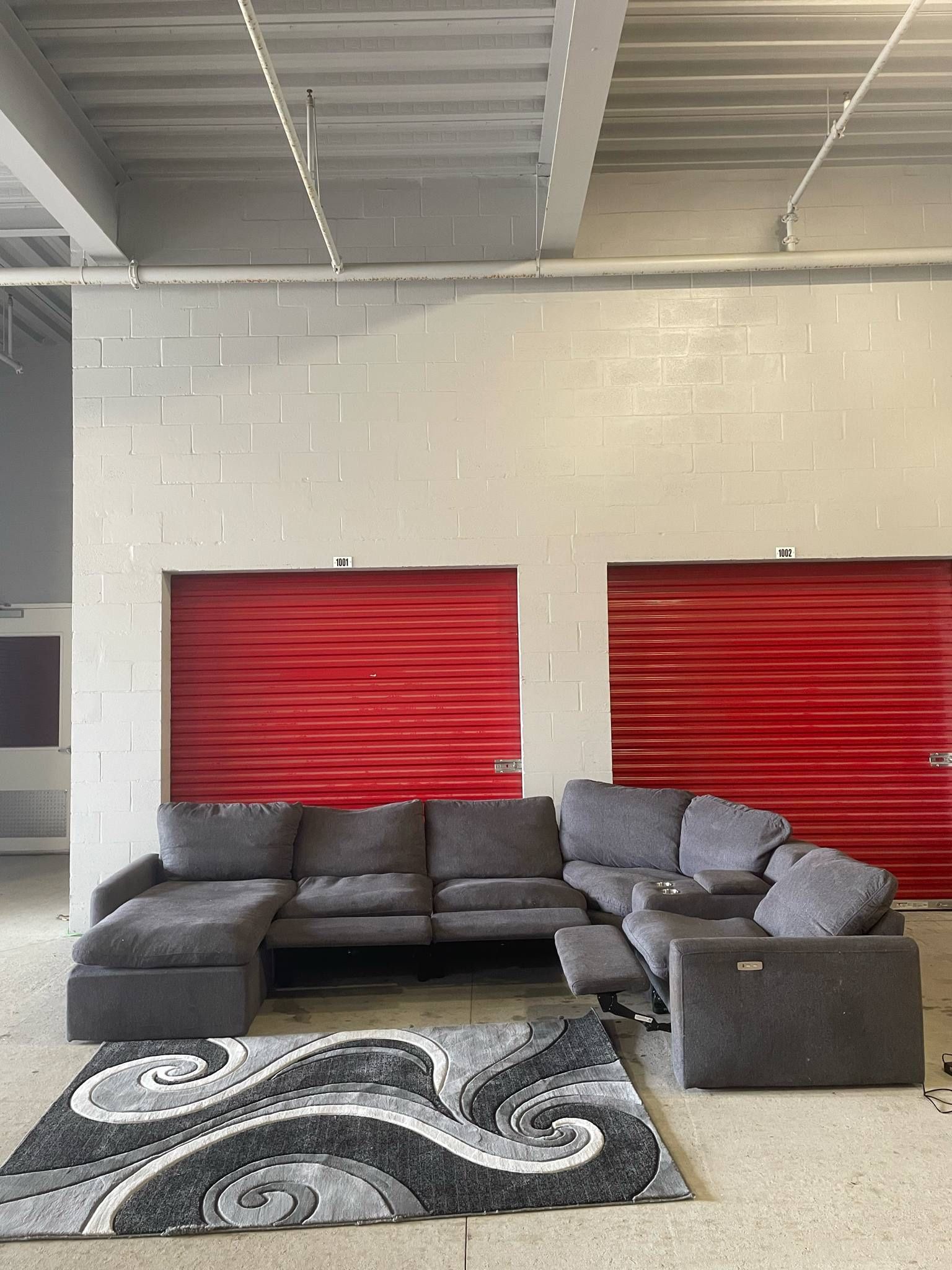 Electric Recliner Sectional Couch CAN DELIVER🚚
