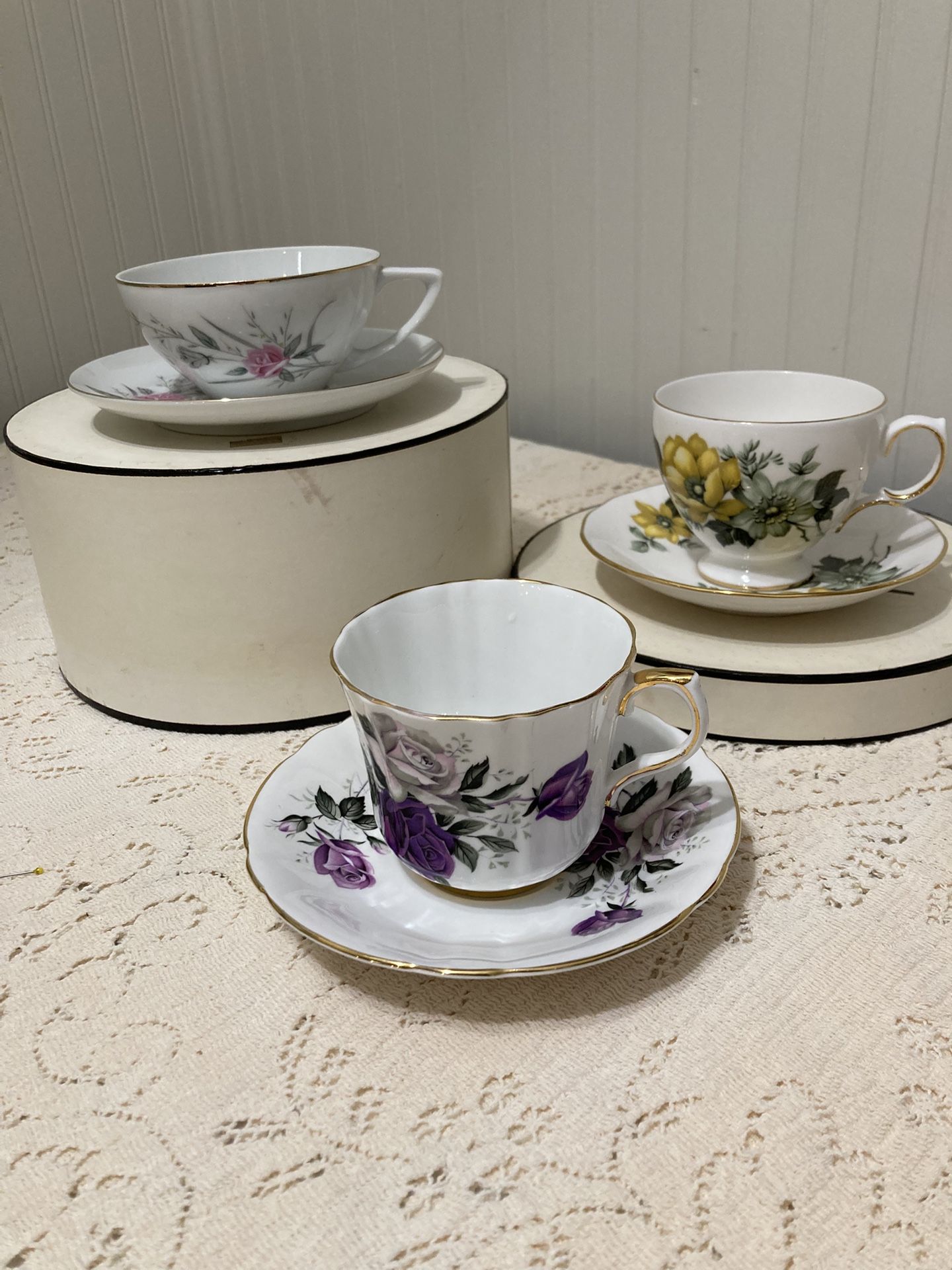 Beautiful Vintage Teacups and Saucers