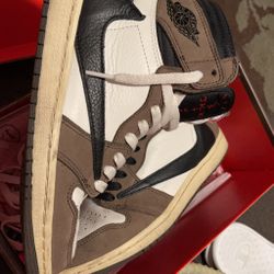 Travis Scott 1’s