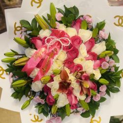 Roses And Mixed Blooms Mothers Day 