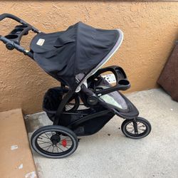 BABY STROLLER 