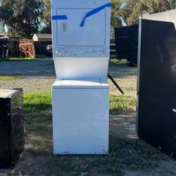 Kenmore Stackable Washer and dryer 