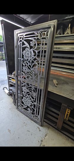 Cnc plasma cutting metal pannels