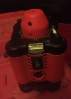 Leveling laser