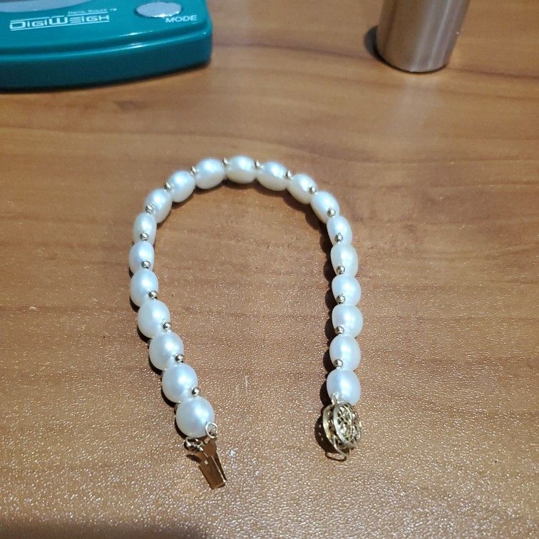 Beautiful 14kt Real Solid Yellow Gold Bead And Cultured Pearl Bracelet 8mm length 8"