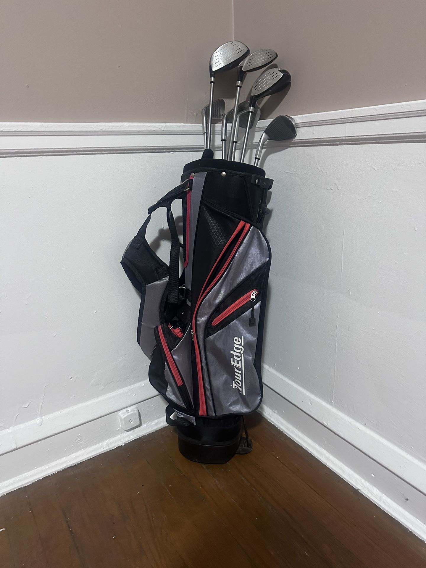 Tour Edge Golf Club Set