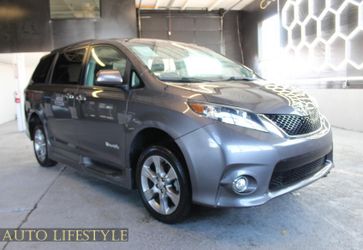 2013 Toyota Sienna