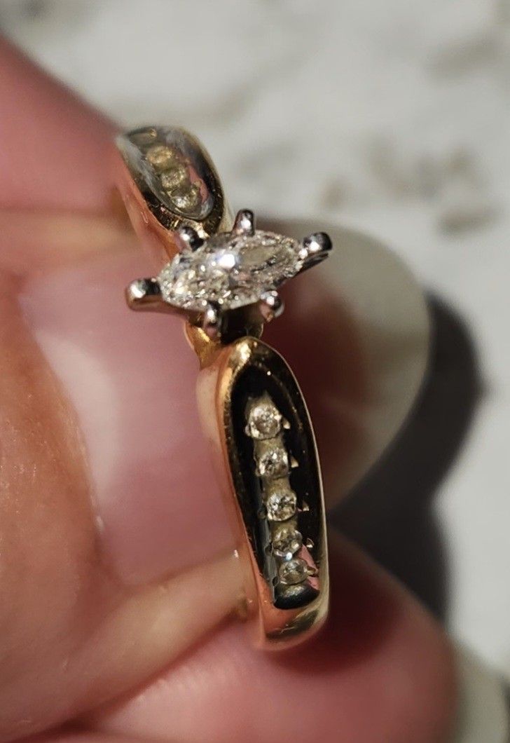 Diamond Ring 14kt 1/4CT TW I LOVE YOU RING