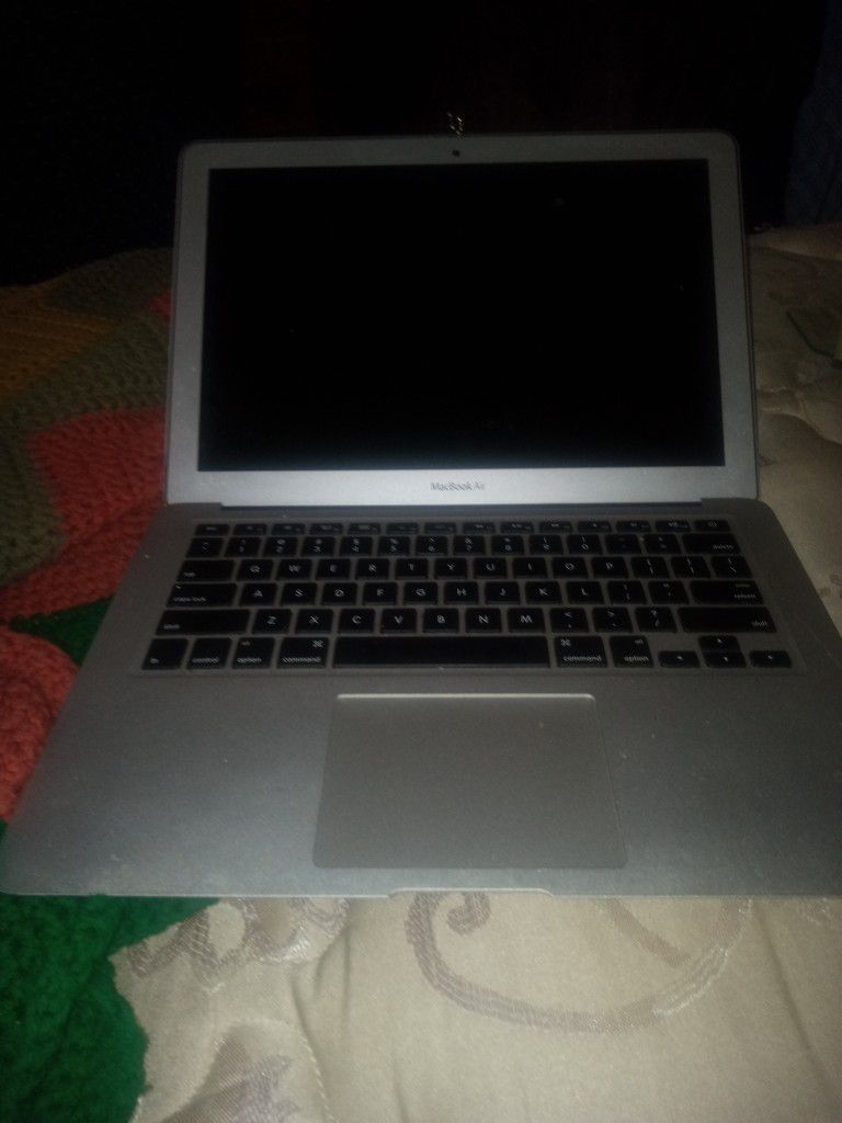 MacBook Air   2012