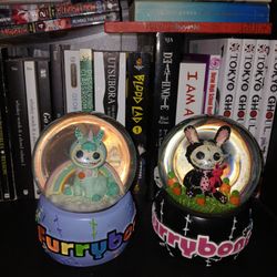 FURRY BONES SNOWGLOBES 