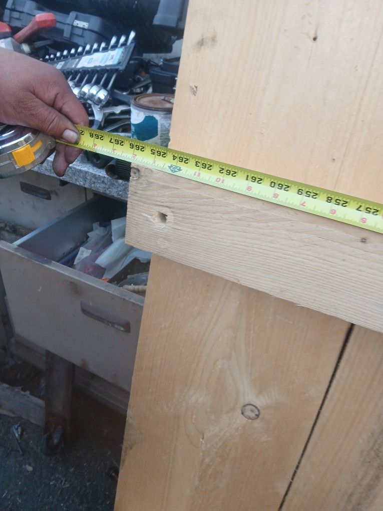 GIANT PALLET FOR BUILDING OR FENCING