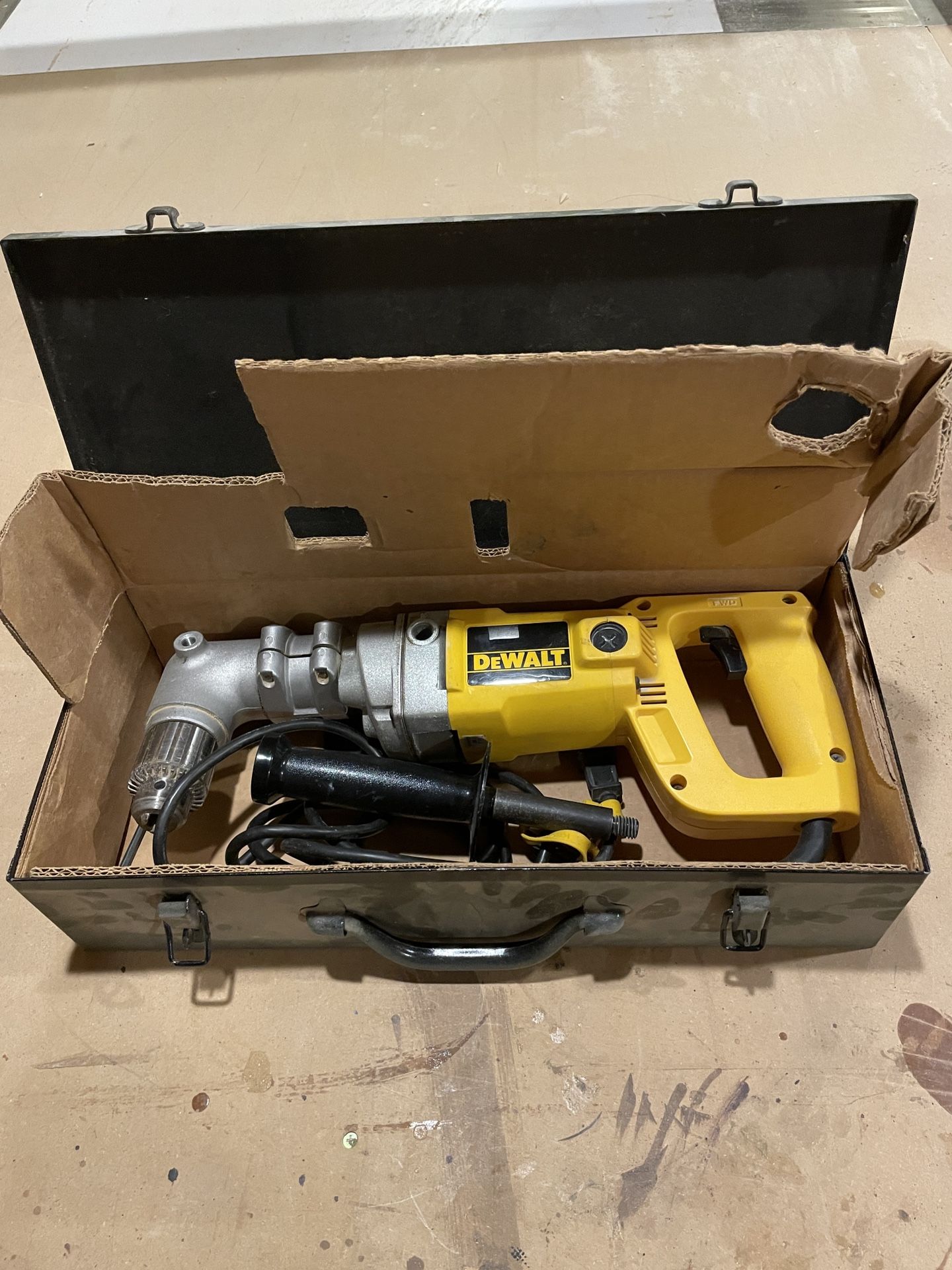 Dewalt DW120 7 Amp Right Angle Drill