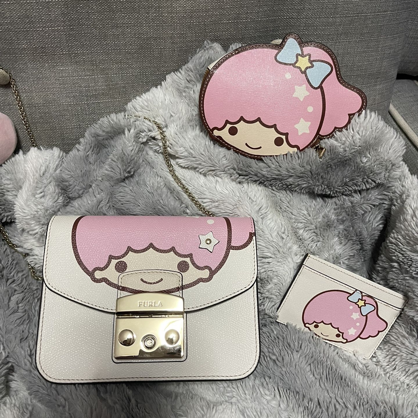FURLAにリトルツインスターズとコラボしたアイテムが登場！ 大人