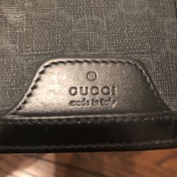 Gucci bifold wallet GG Supreme grey/black