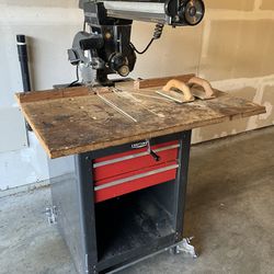Radial Arm Saw with lots of accessories