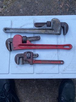 3- Pipe wrenches