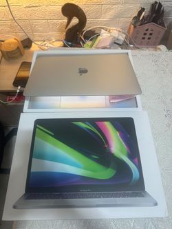 2022 MacBook Pro A2338,M2 ,8Gb,256Gb,13” LCD, AC Charger, Good Condition,Apple Ori AC Charger, Used Mac Box,Grey Color,Office 2022,Tahoe MAC OS for Ex