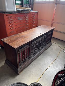 Free Vintage stereo console