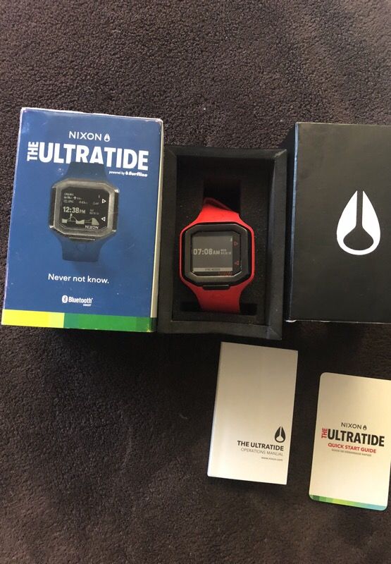 Nixon Ultratide surf watch