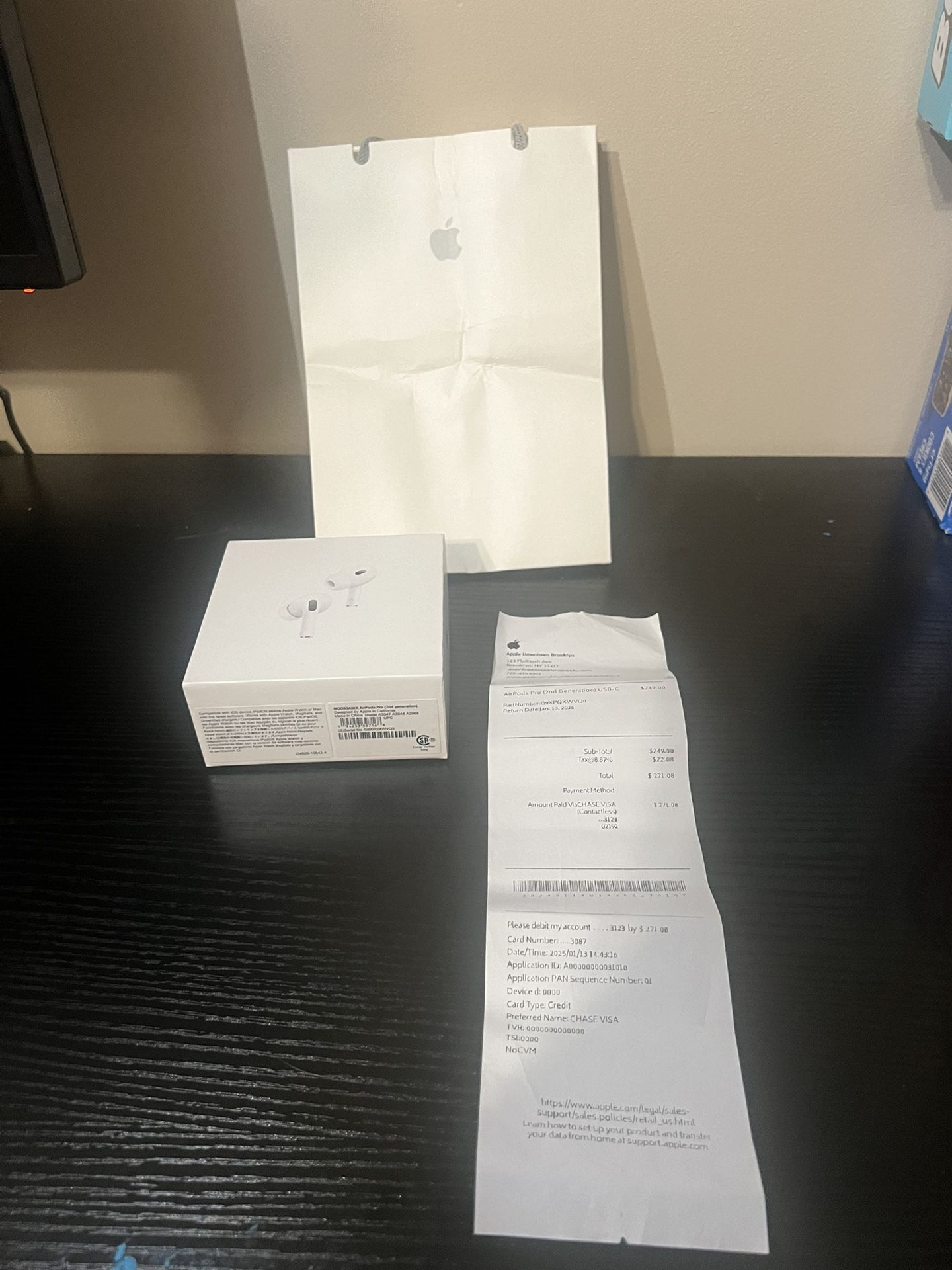 Apple AirPods Pro 2nd Gen (USB-C version) (ANC)