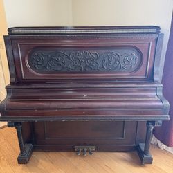 Beautiful Ludwig & Co Victorian Piano 1897