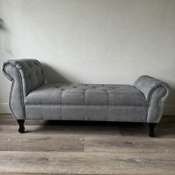 Chaise - Gray, 48”