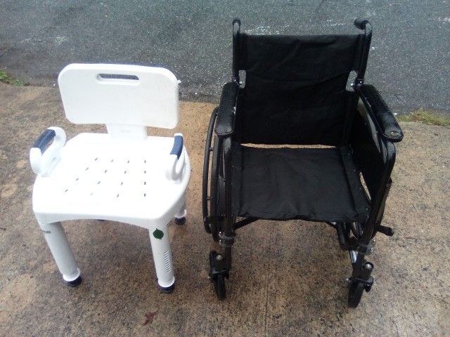 Wheelchair+Shower Chair 30.00