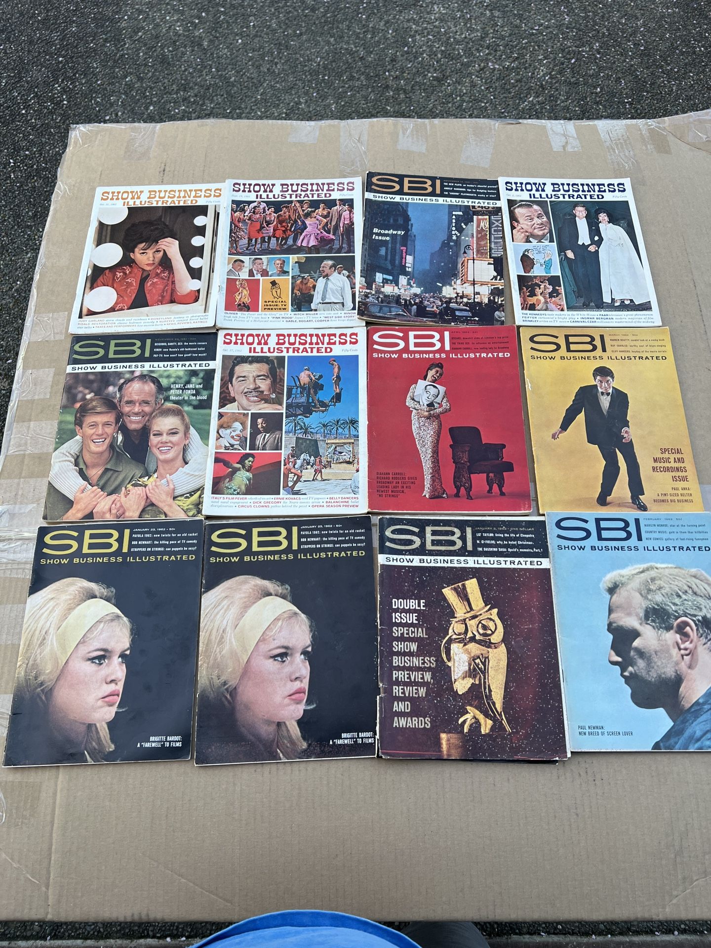 Vintage Lot of 12 Show Business Illustrated SBI Magazines 1(contact info removed)