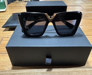 Valentino sunglasses