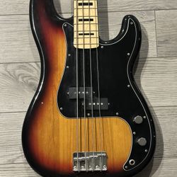 2011 Fender Classic Series 70s MIJ Precision Bass Sunburst Made in Japan No case