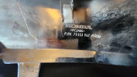 2023 Honda  Ridgeline Grill Molding