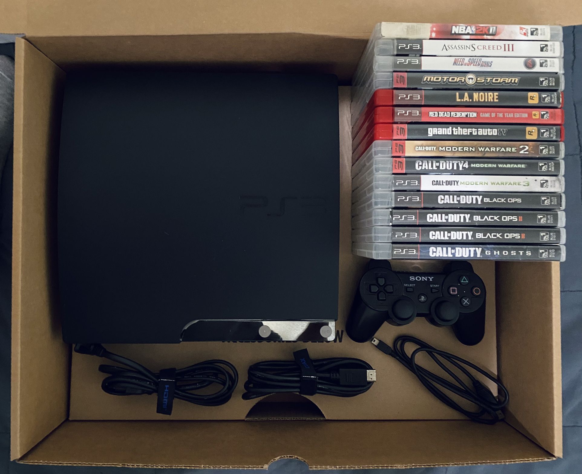 Sony Playstation 3 Ps3 Console 14 Games Bundle Lot In Very Good Condition Fully Functional Adult Owned please check out photos and read info