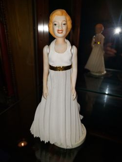 Rare MARILYN MONROE limited Edition Pocelajn Music Box