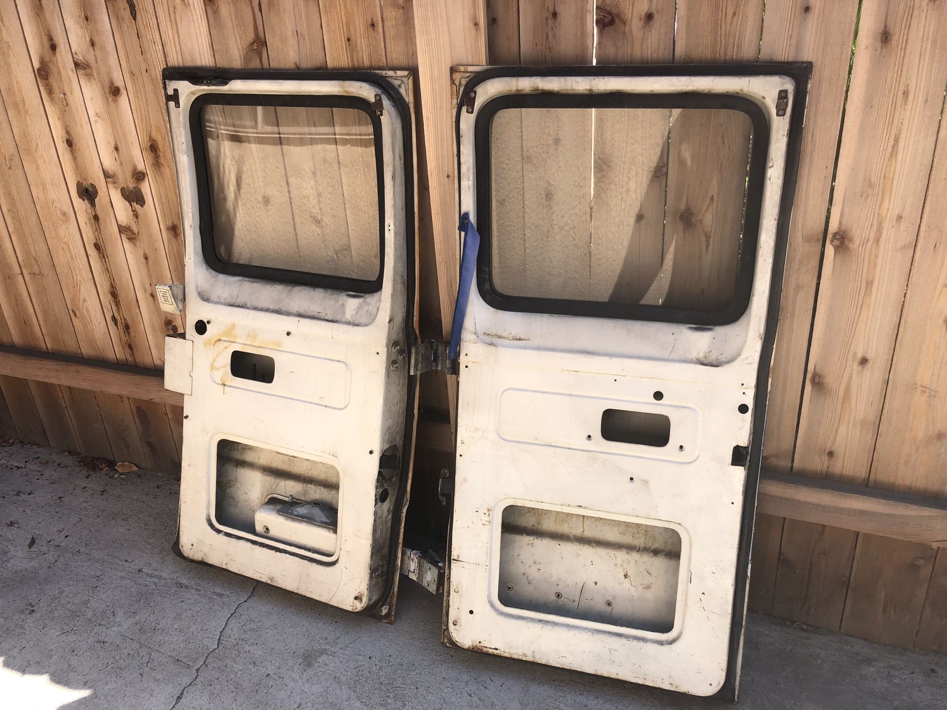van doors 68-74 econoline