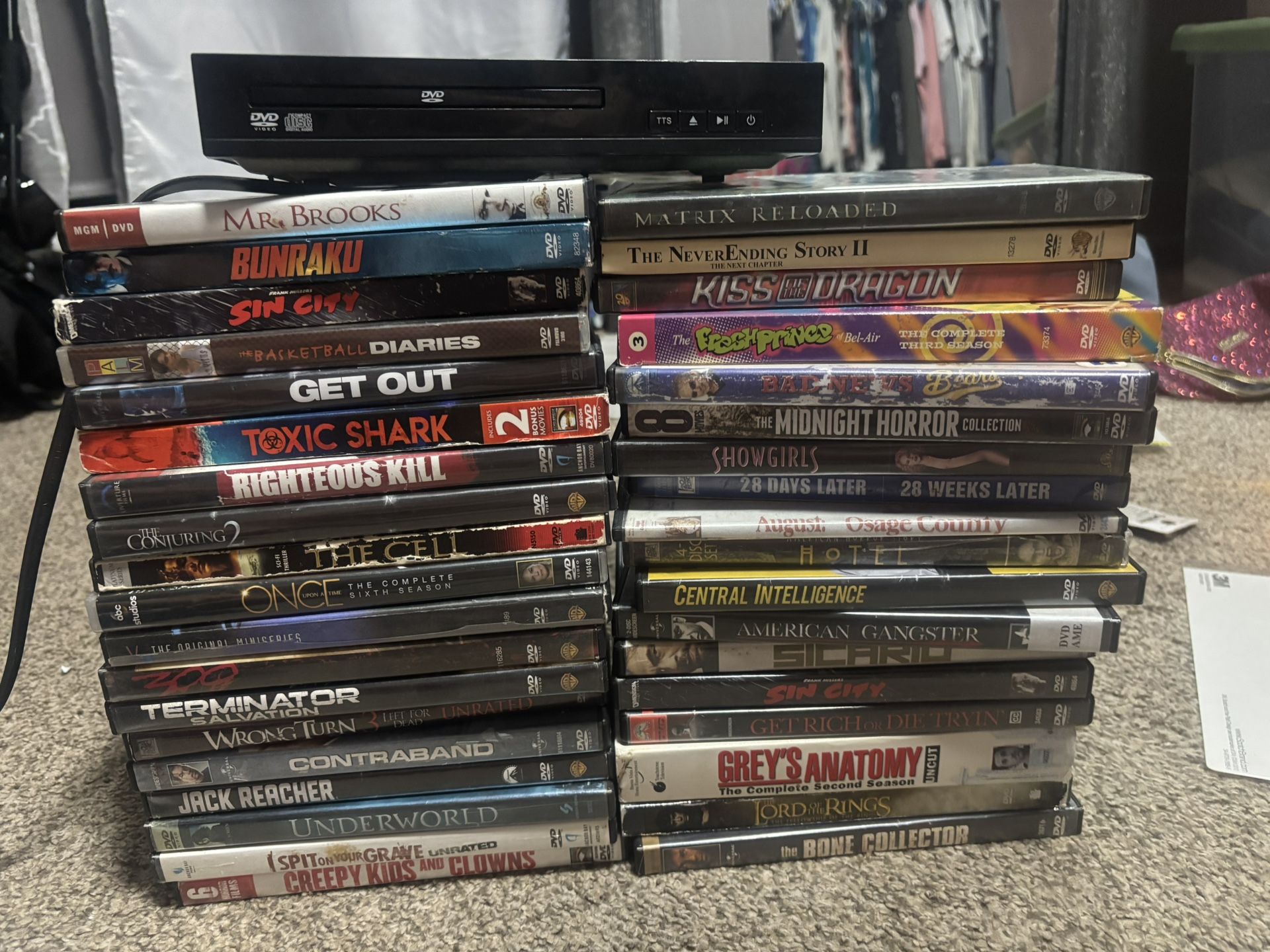 DVD Player & 40 Movies