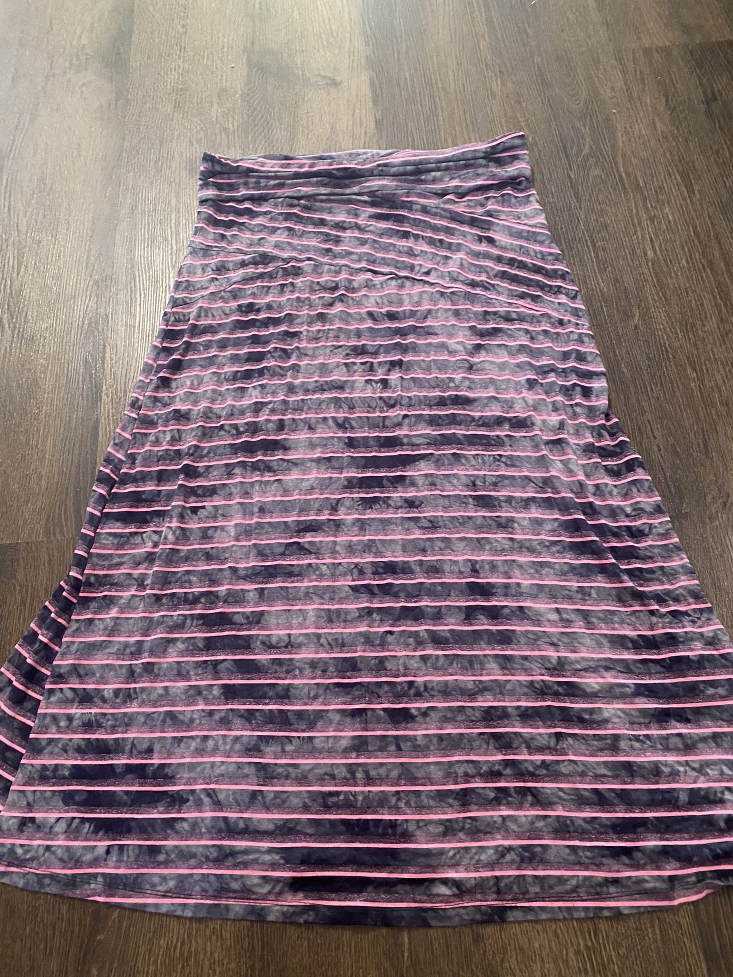 Womans Gray And Pink Maxi Skirt Size Large By One World #16