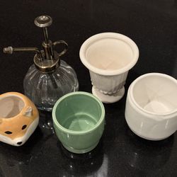 Small Plant Containers/Watering Accessories