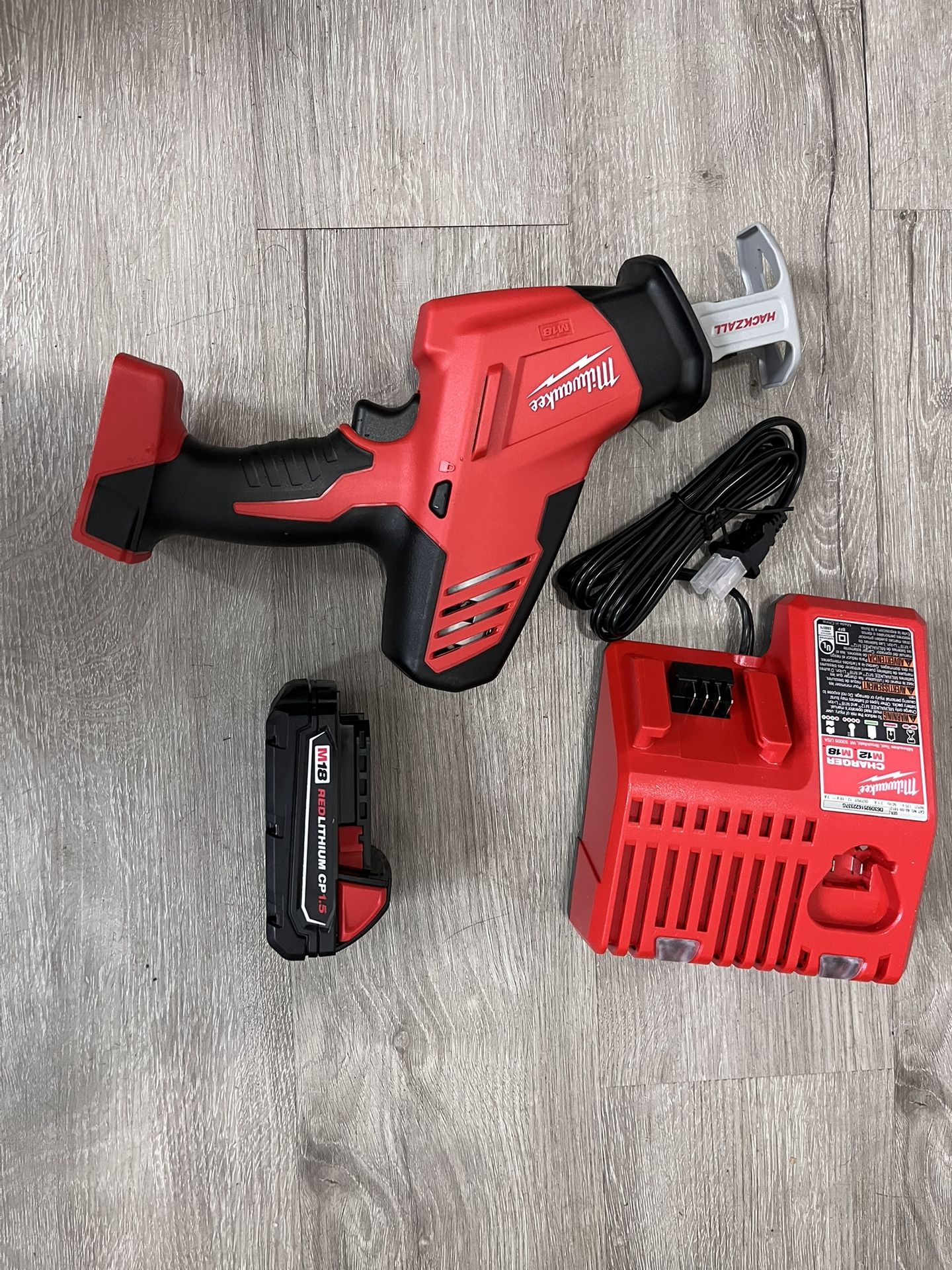 Sawzall Milwaukee New Soso cortadira New Charger Battery